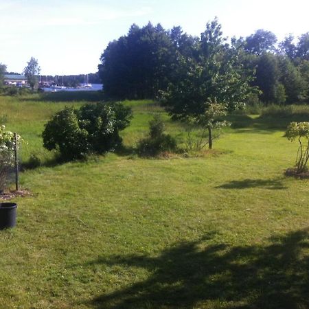 Semesterhus I Stockholms Skaergard, Runmaroe Vaermdoe Namdo Bagian luar foto