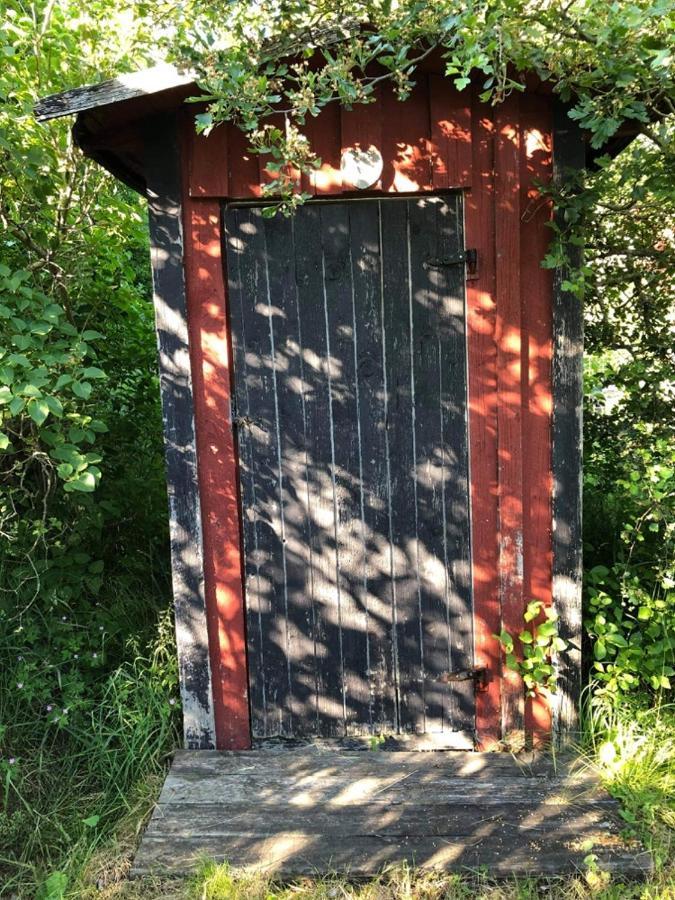Semesterhus I Stockholms Skaergard, Runmaroe Vaermdoe Namdo Bagian luar foto